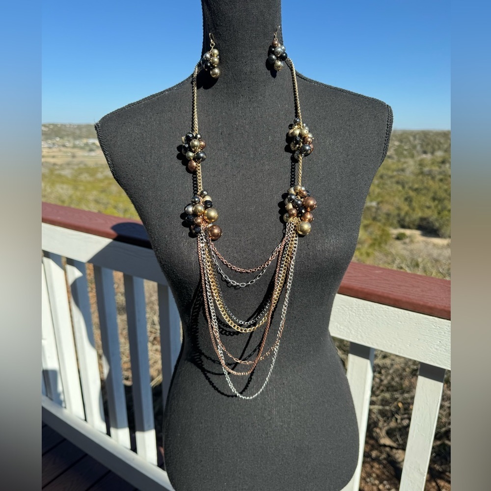 Retro Multi Layered Beaded Necklace and Earrings Set